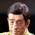 抓住我朋友的母亲和妻子